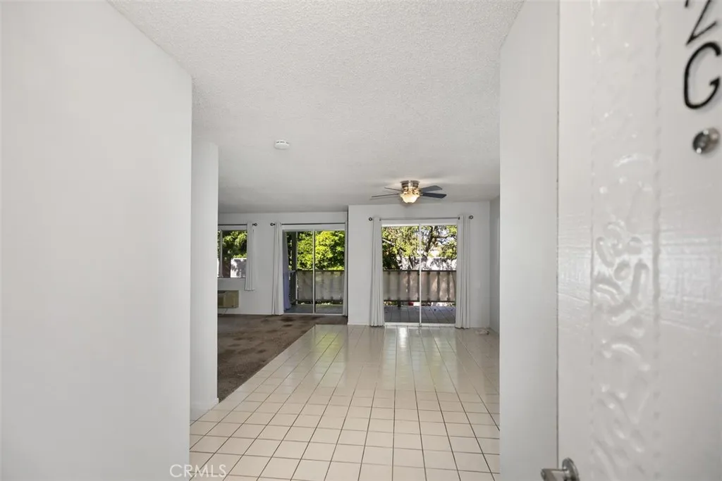 2405 Via Mariposa W 2g, Laguna Woods, California 92637 home-pic-5