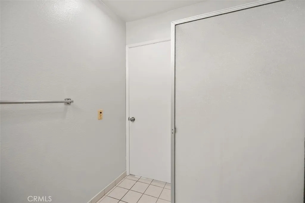 2405 Via Mariposa W 2g, Laguna Woods, California 92637 home-pic-18