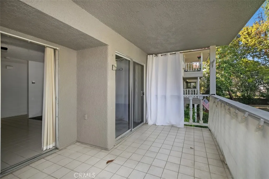 2405 Via Mariposa W 2g, Laguna Woods, California 92637 home-pic-23