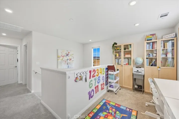 LOFT 1