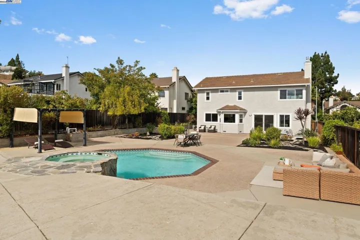 2450 Euclid Pl, Fremont, California 94539