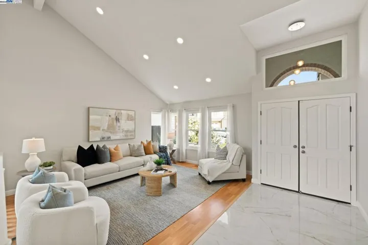 2450 Euclid Pl, Fremont, California 94539