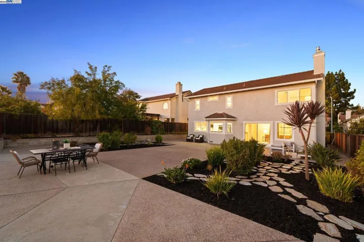 2450 Euclid Pl, Fremont, California 94539
