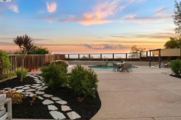 2450 Euclid Pl, Fremont, California 94539