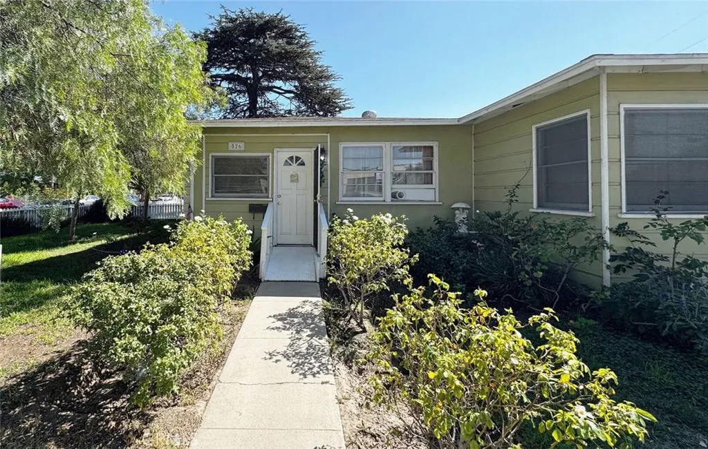 526 526 W Water Street, Anaheim, California 92805 home-pic-1