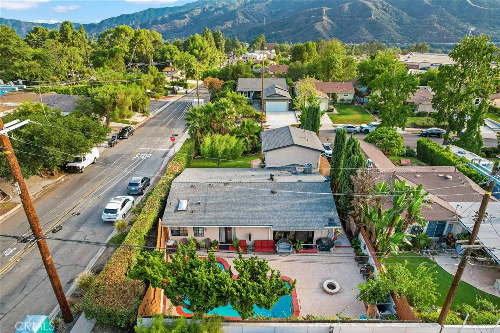 9691 Saluda Avenue, Tujunga, California 91042 home-pic-39