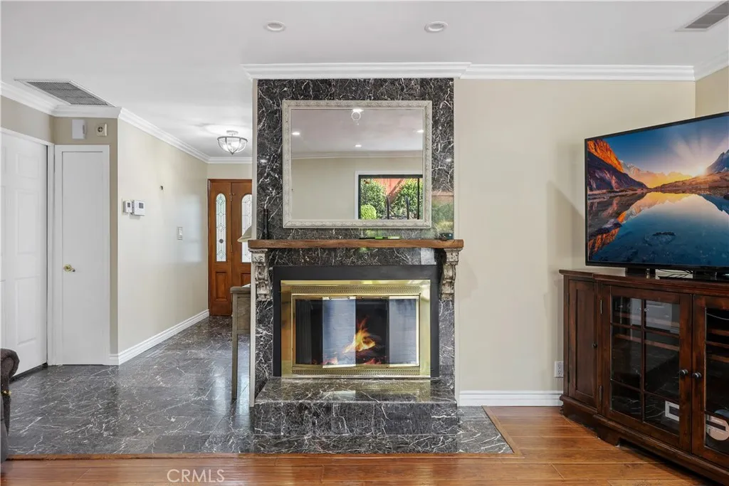 9691 Saluda Avenue, Tujunga, California 91042 home-pic-11