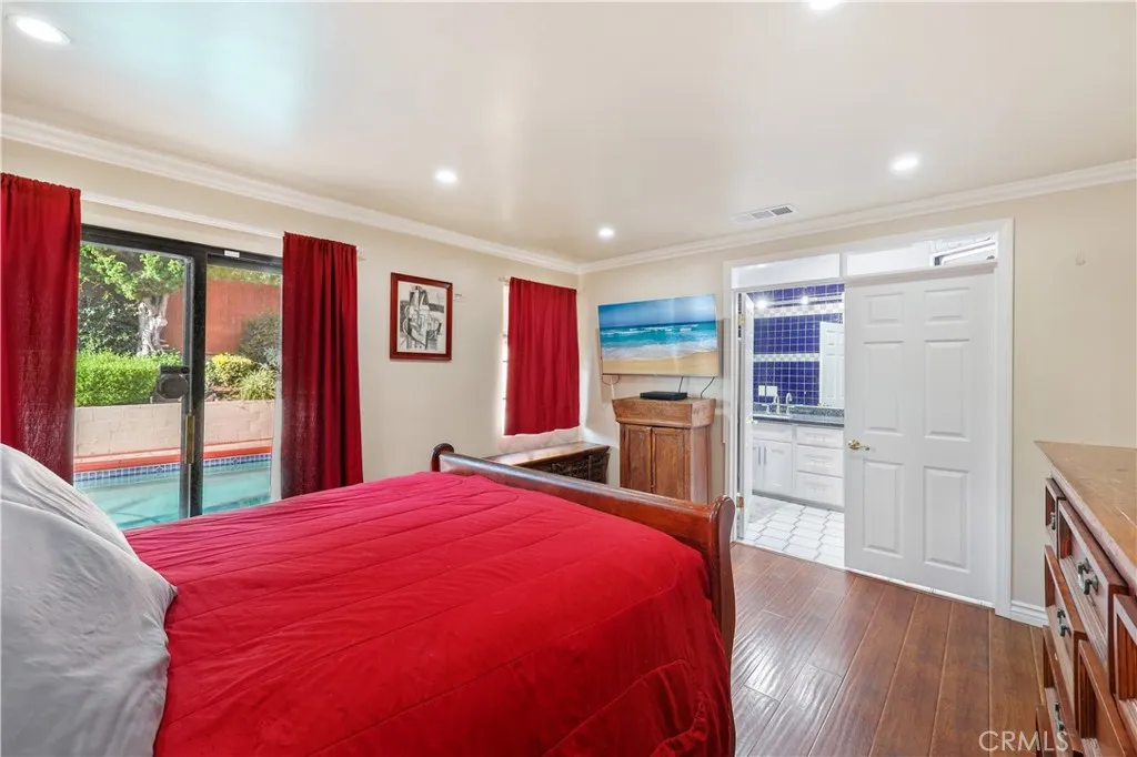 9691 Saluda Avenue, Tujunga, California 91042 home-pic-16