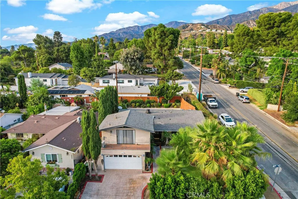 9691 Saluda Avenue, Tujunga, California 91042 home-pic-38