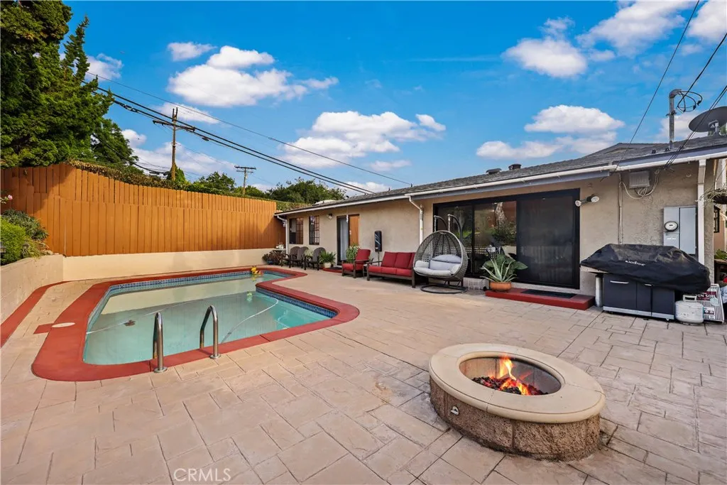 9691 Saluda Avenue, Tujunga, California 91042 home-pic-14