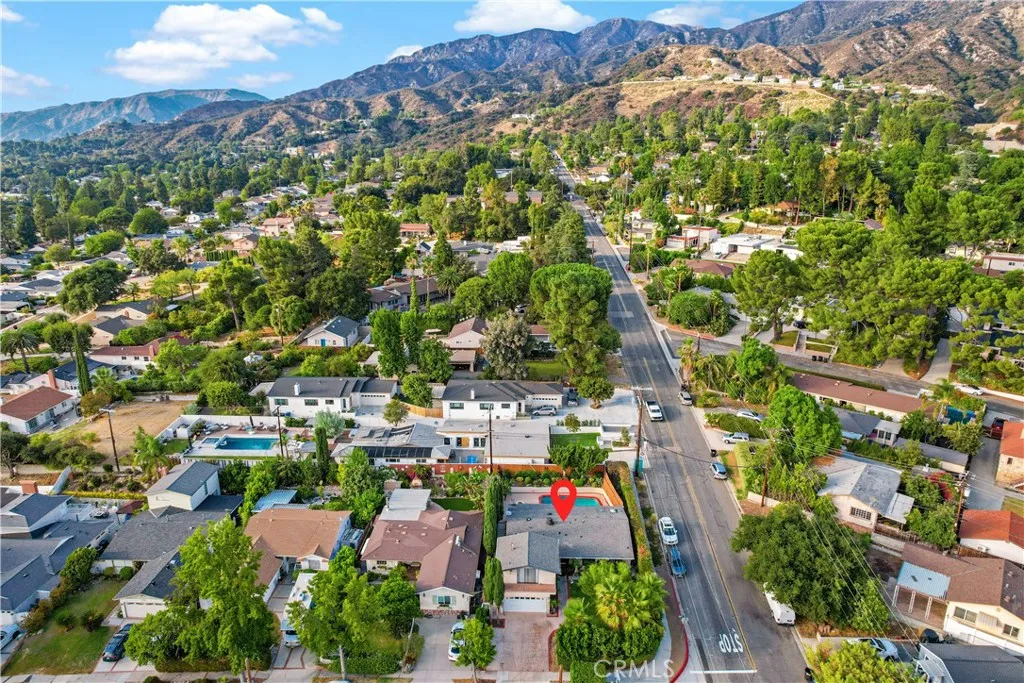9691 Saluda Avenue, Tujunga, California 91042 home-pic-36