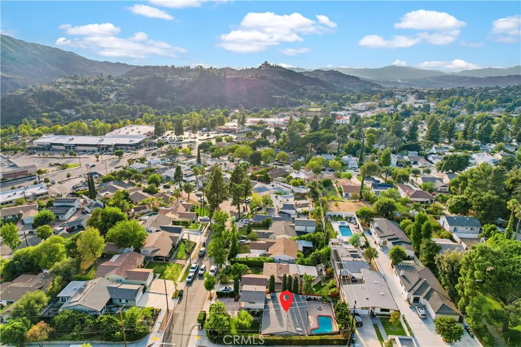 9691 Saluda Avenue, Tujunga, California 91042 home-pic-35