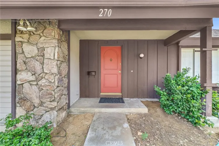 270 W Blaine, Riverside, California 92507