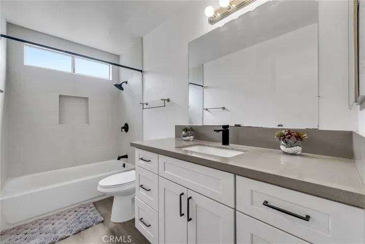 270 W Blaine, Riverside, California 92507