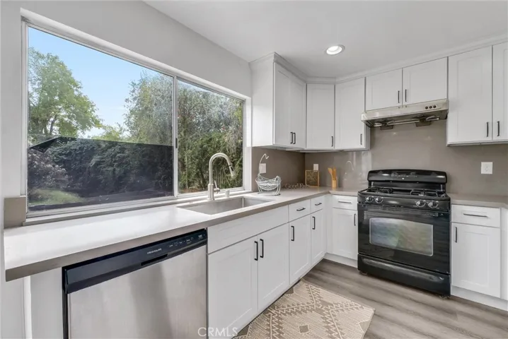 270 W Blaine, Riverside, California 92507