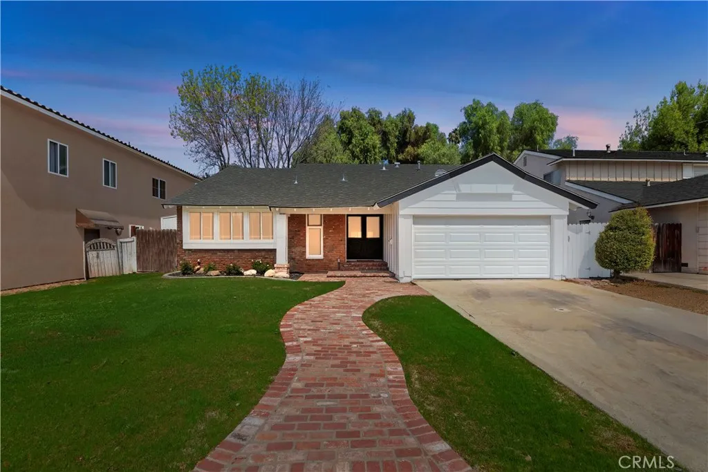 1507 Mariposa Drive, Corona, California 92879 home-pic-0
