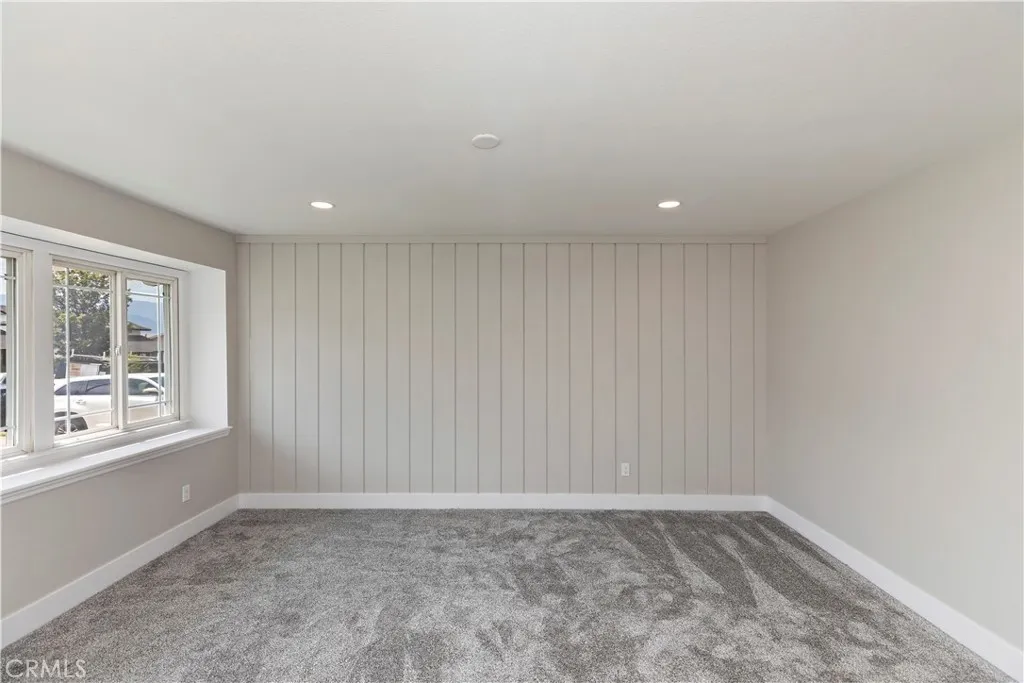 1507 Mariposa Drive, Corona, California 92879 home-pic-14