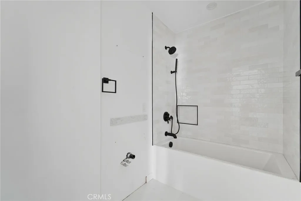 11946 Aneta, Culver City, California 90230 home-pic-24