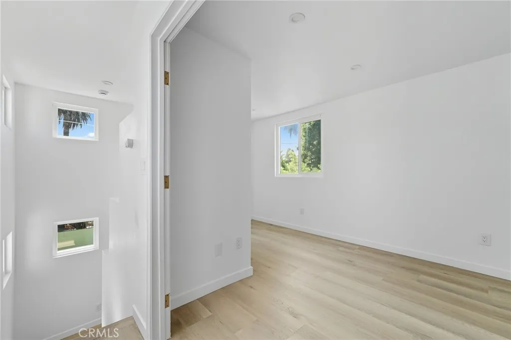 11946 Aneta, Culver City, California 90230 home-pic-14