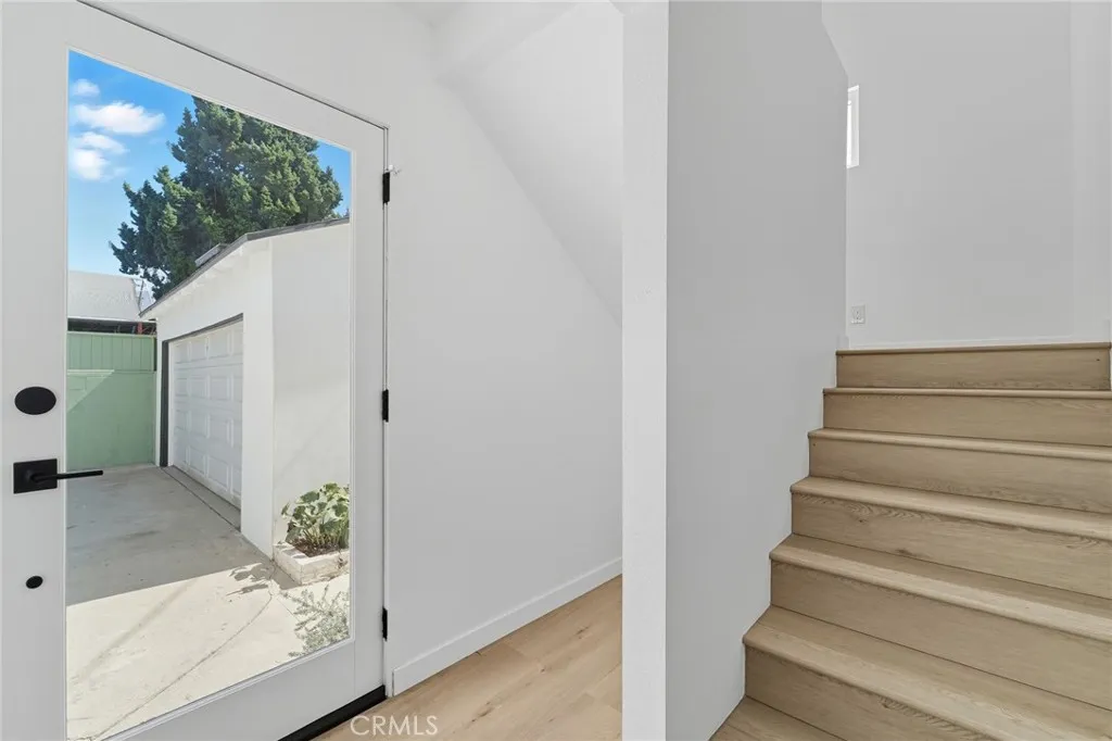 11946 Aneta, Culver City, California 90230 home-pic-13