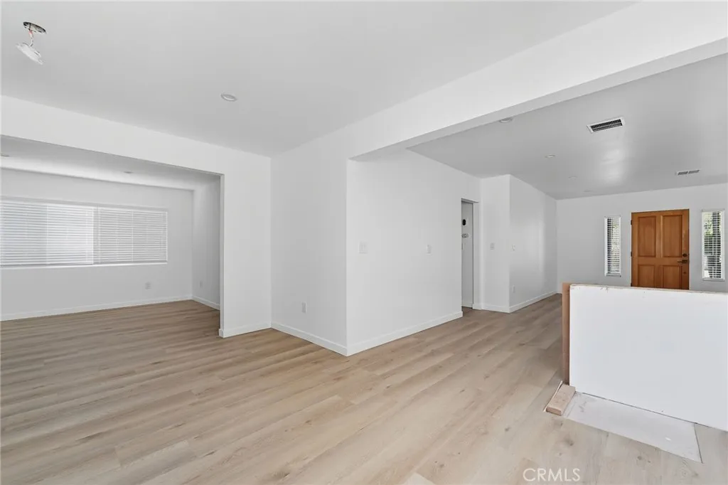 11946 Aneta, Culver City, California 90230 home-pic-4