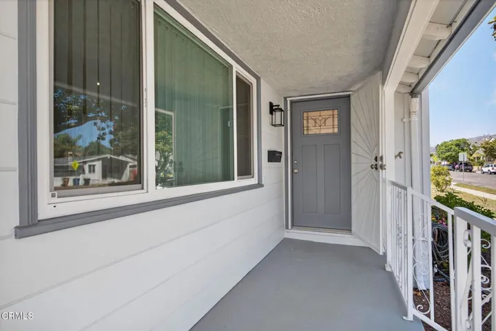 7-web-or-mls-033_UpmarketMedia_3110P-144