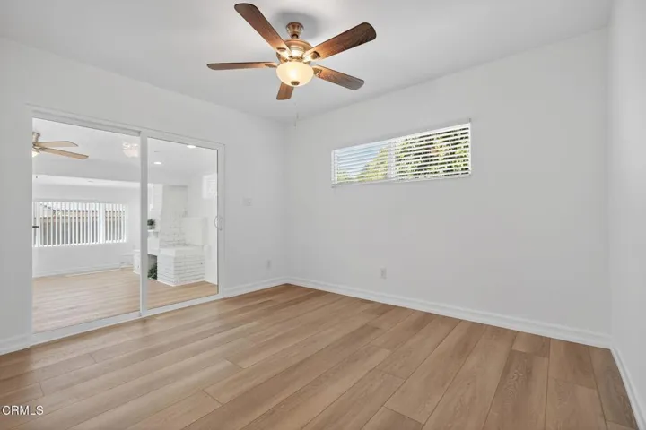 35-web-or-mls-038_UpmarketMedia_3110P-69