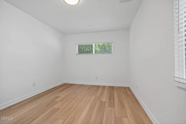 31-web-or-mls-034_UpmarketMedia_3110P-55