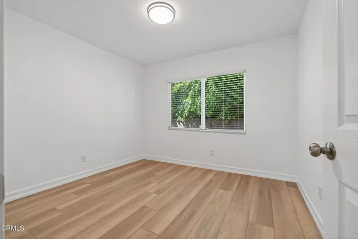 28-web-or-mls-029_UpmarketMedia_3110P-50