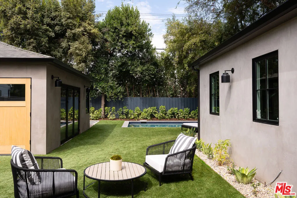 12227 La Maida Street, Valley Village, California 91607 home-pic-27