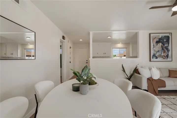 5752 Mildred Lane, Cypress, California 90630