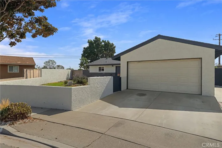 5752 Mildred Lane, Cypress, California 90630