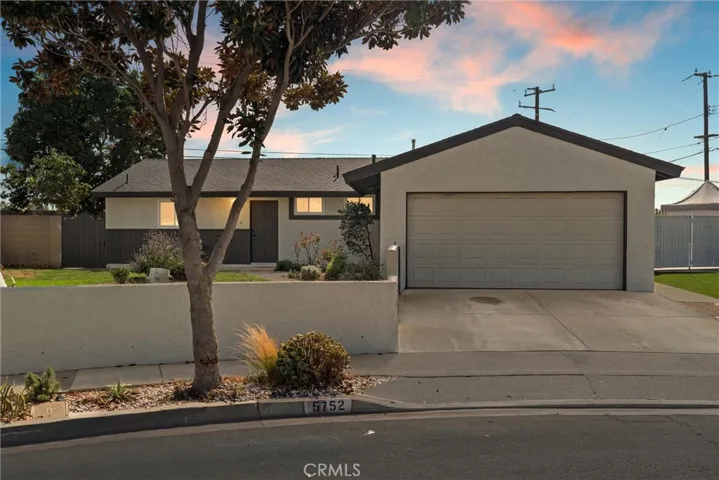 5752 Mildred Lane, Cypress, California 90630