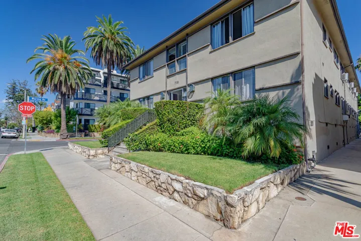 758 N Hudson Avenue 6, Los Angeles, California 90038