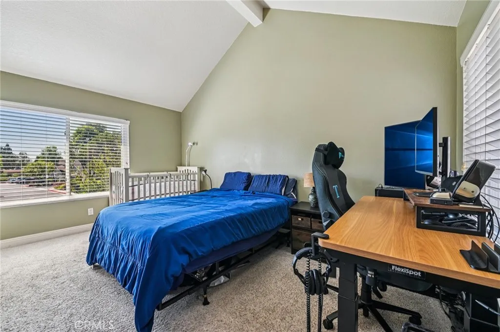 24302 Vista Linda, Lake Forest, California 92630 home-pic-14