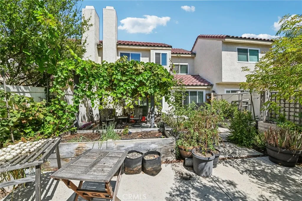 24302 Vista Linda, Lake Forest, California 92630 home-pic-22