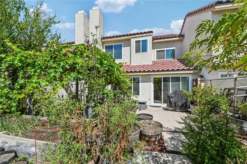 24302 Vista Linda, Lake Forest, California 92630 home-pic-23