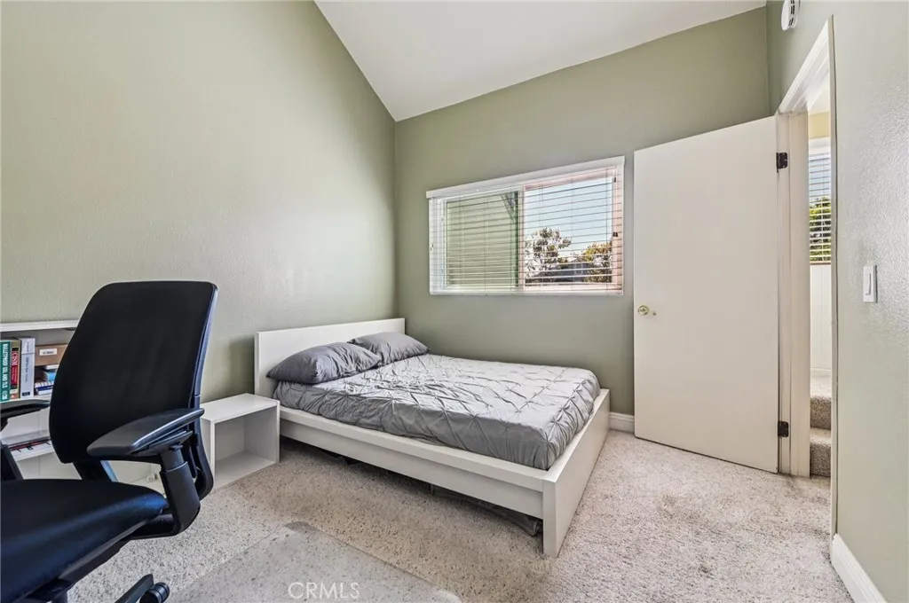 24302 Vista Linda, Lake Forest, California 92630 home-pic-18