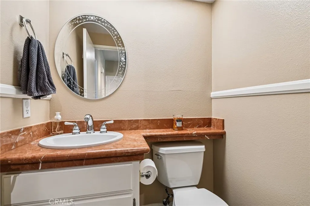 24302 Vista Linda, Lake Forest, California 92630 home-pic-11