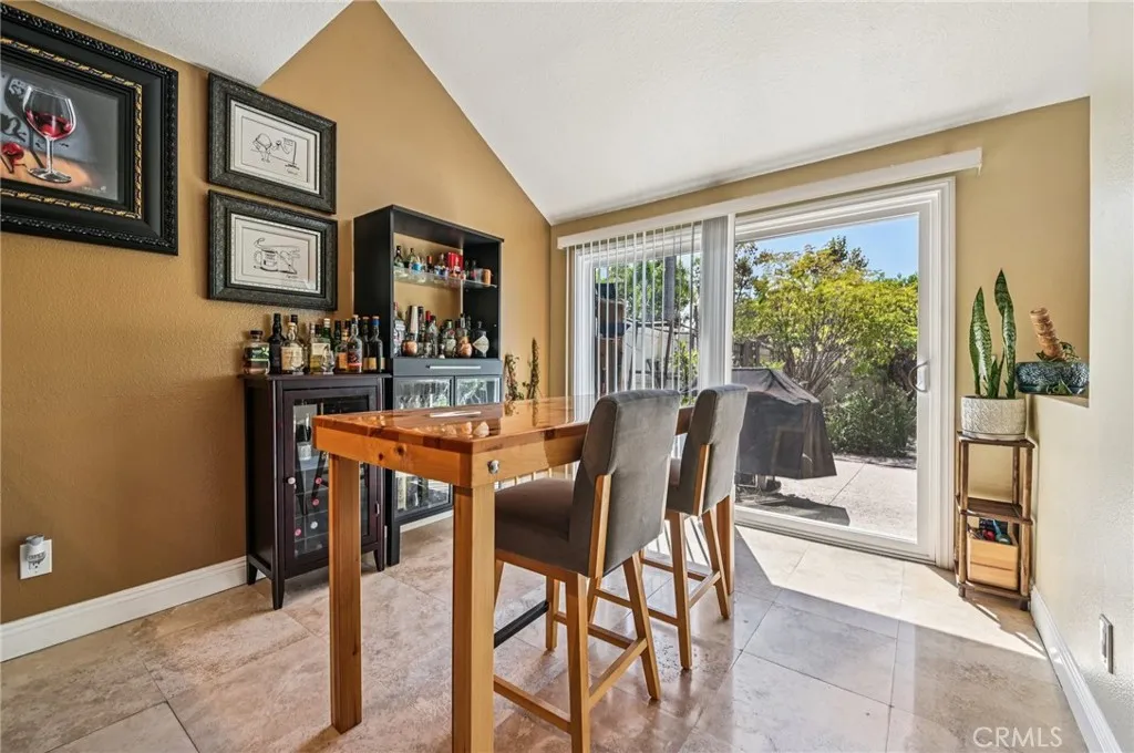 24302 Vista Linda, Lake Forest, California 92630 home-pic-8