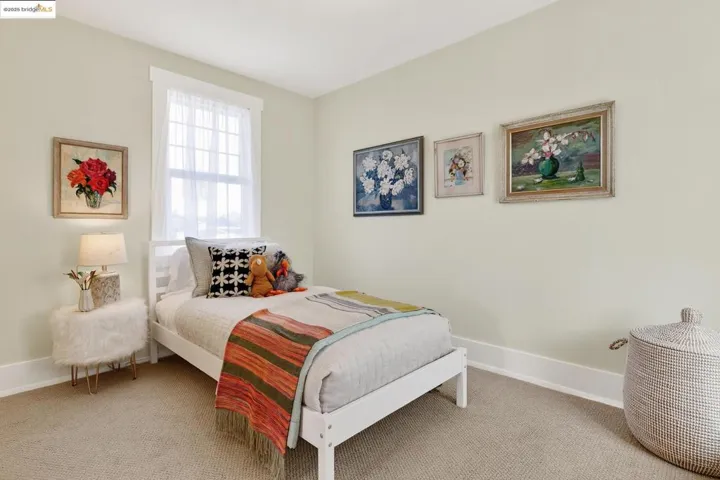Upper bedroom, with study alcove, and play nook