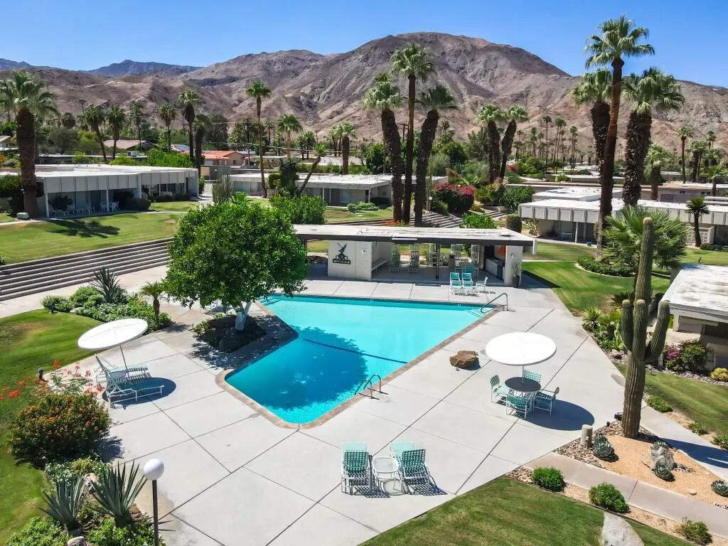 331 Sandpiper Street, Palm Desert, California 92260 home-pic-35