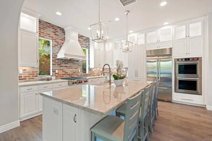 2744 Vistamonte, Escondido, California 92027