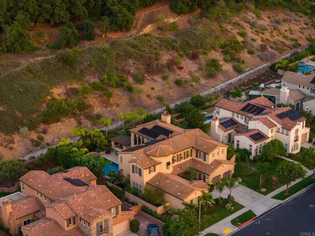 2744 Vistamonte, Escondido, California 92027