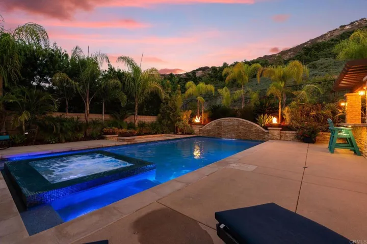 2744 Vistamonte, Escondido, California 92027