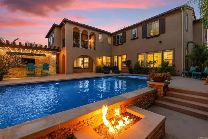 2744 Vistamonte, Escondido, California 92027
