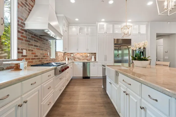 2744 Vistamonte, Escondido, California 92027
