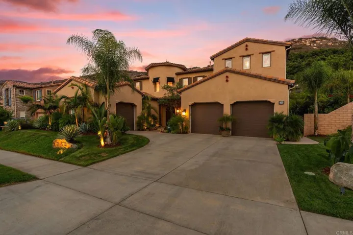 2744 Vistamonte, Escondido, California 92027