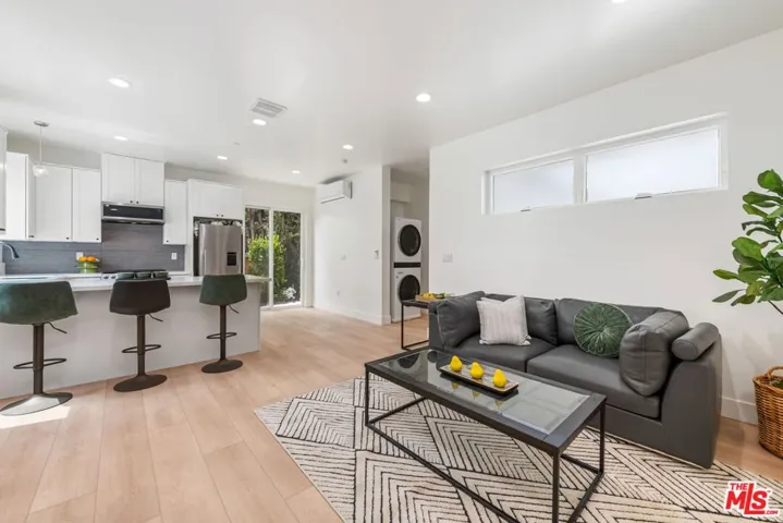 3643 Helms Avenue A, Culver City, California 90232