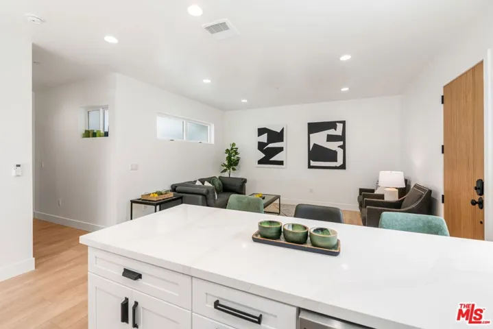 3643 Helms Avenue A, Culver City, California 90232